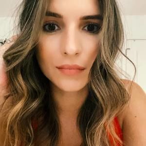 Meet your Posher, Stephany